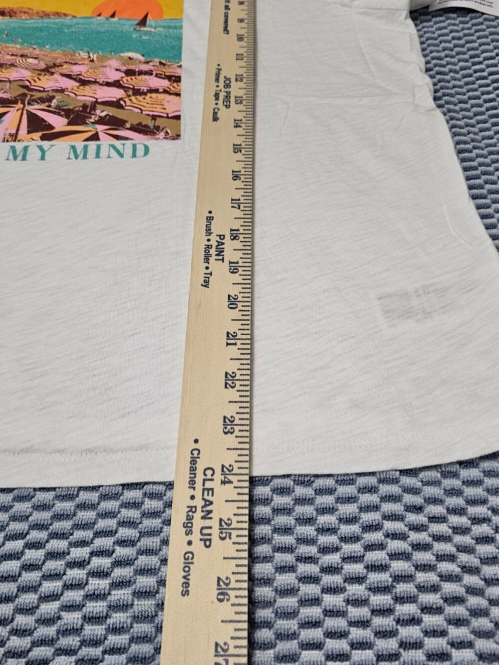 Old Navy Paradise on My Mind Graphic Tee White Women's Size Large NEW - Picture 6 of 6